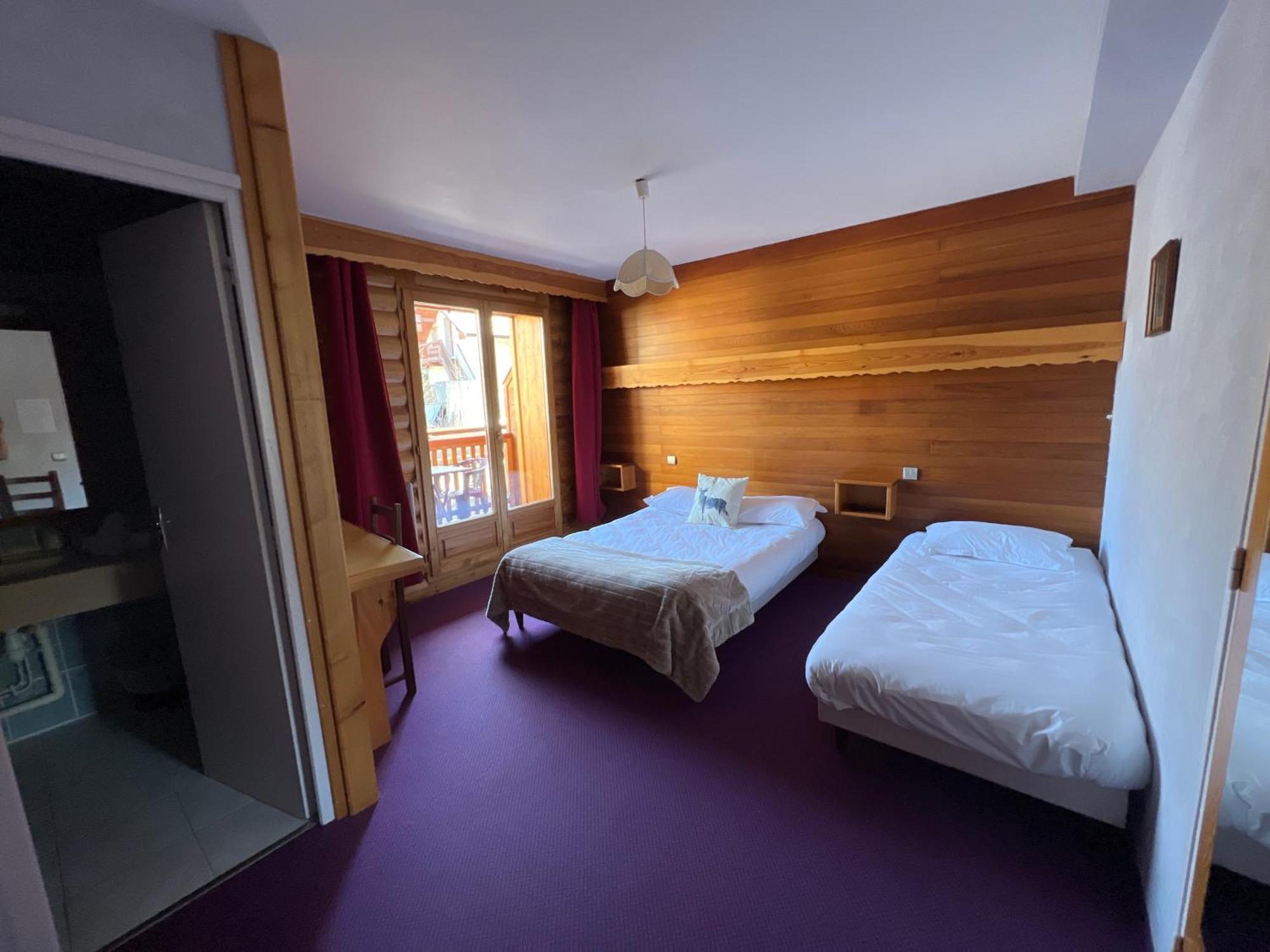 Hotel Restaurant La Pendine Les Pres Eksteriør bilde