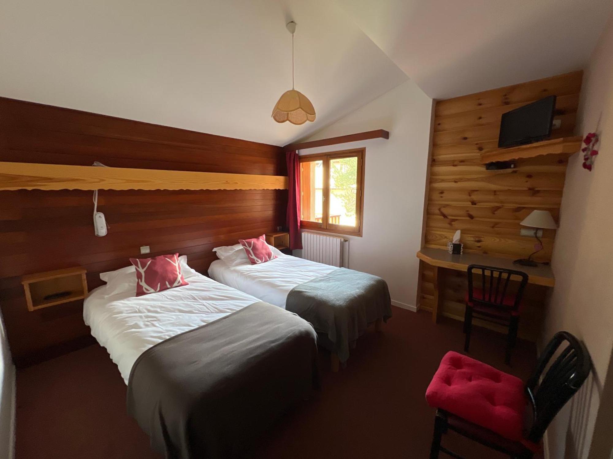 Hotel Restaurant La Pendine Les Pres Eksteriør bilde
